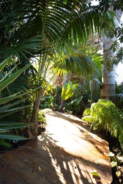 Palm Garden Papamoa Beach Paradise Exterior photo